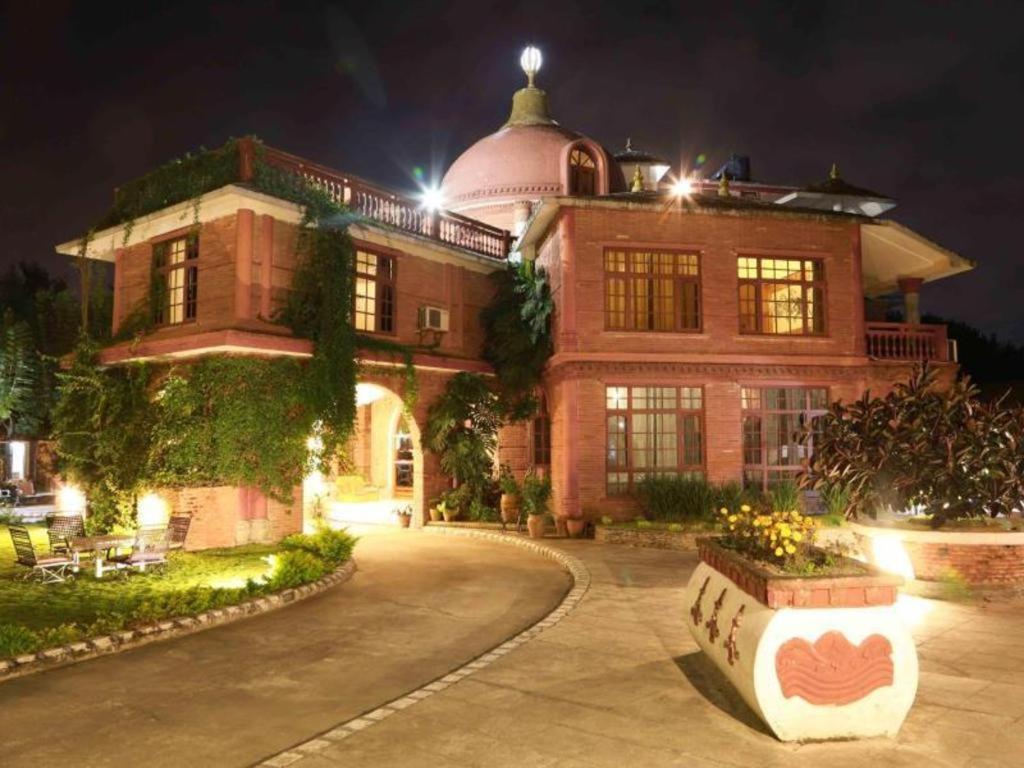 แกรนด์ นอร์ลิง โฮเทลส์ รีสอร์ต Hotel กาฐมาณฑุ ภายนอก รูปภาพ
