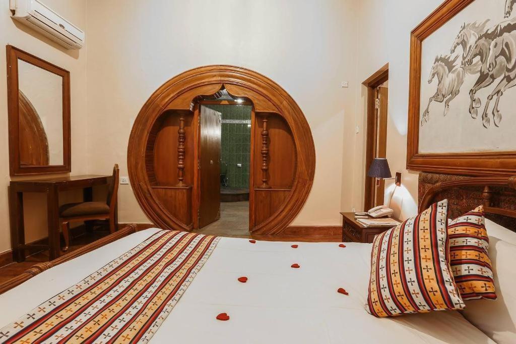 แกรนด์ นอร์ลิง โฮเทลส์ รีสอร์ต Hotel กาฐมาณฑุ ภายนอก รูปภาพ
